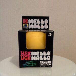 Nee Doh Mello Mallo Squishy Toy - Yellow